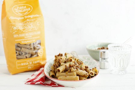 Tortiglioni with lentille ragù sauce