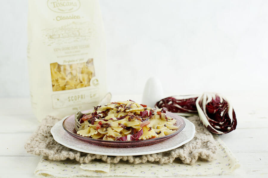 Farfalle with speck and radicchio