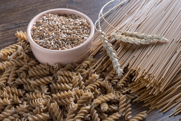 Semola, riso o farro: come scegliere la pasta integrale?