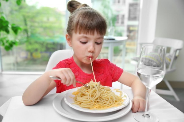 Quanta pasta deve mangiare un bambino?