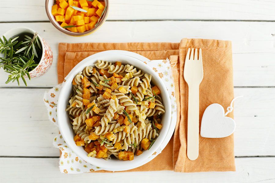 Fusilli con zucca e noci