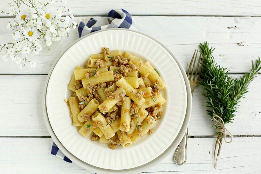 Tortiglioni with Chianina meat sauce 